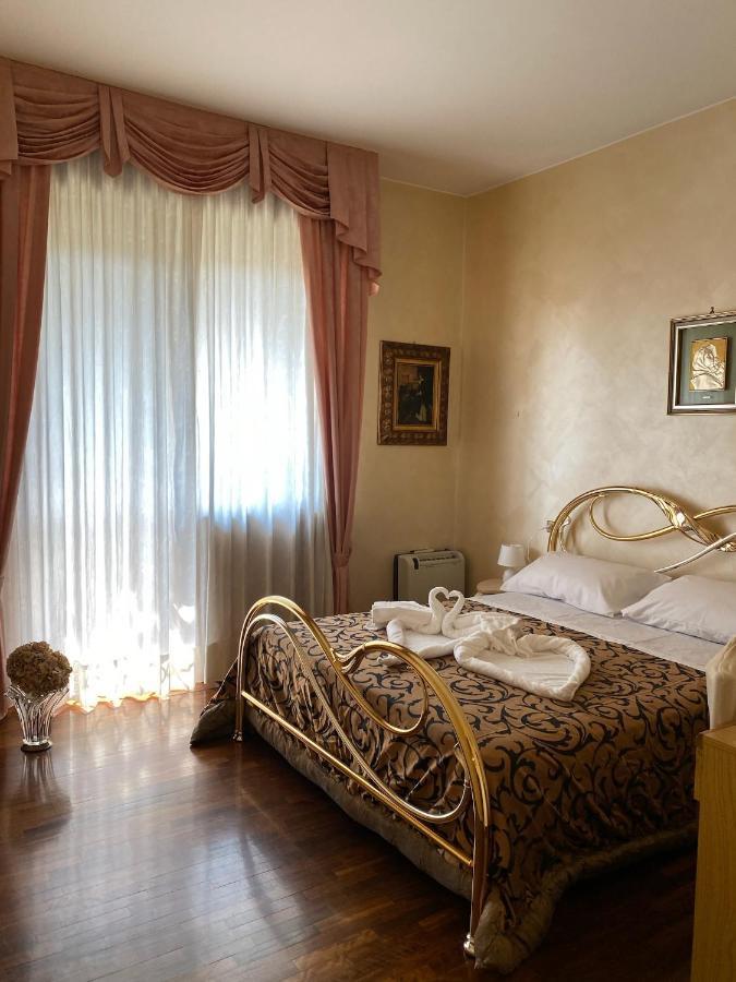 Casa Giovanna Роццано Екстер'єр фото